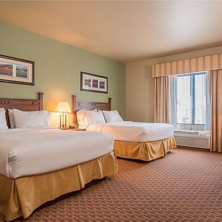 Baymont Inn & Suites By Wyndham Стерджис Екстер'єр фото